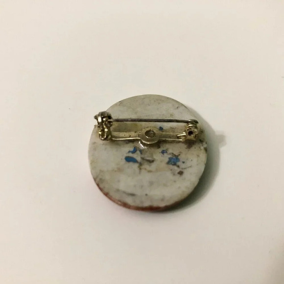 Vintage Painted Porcelain Courting Couple Oval Pin Brooch - Picture 4 of 12